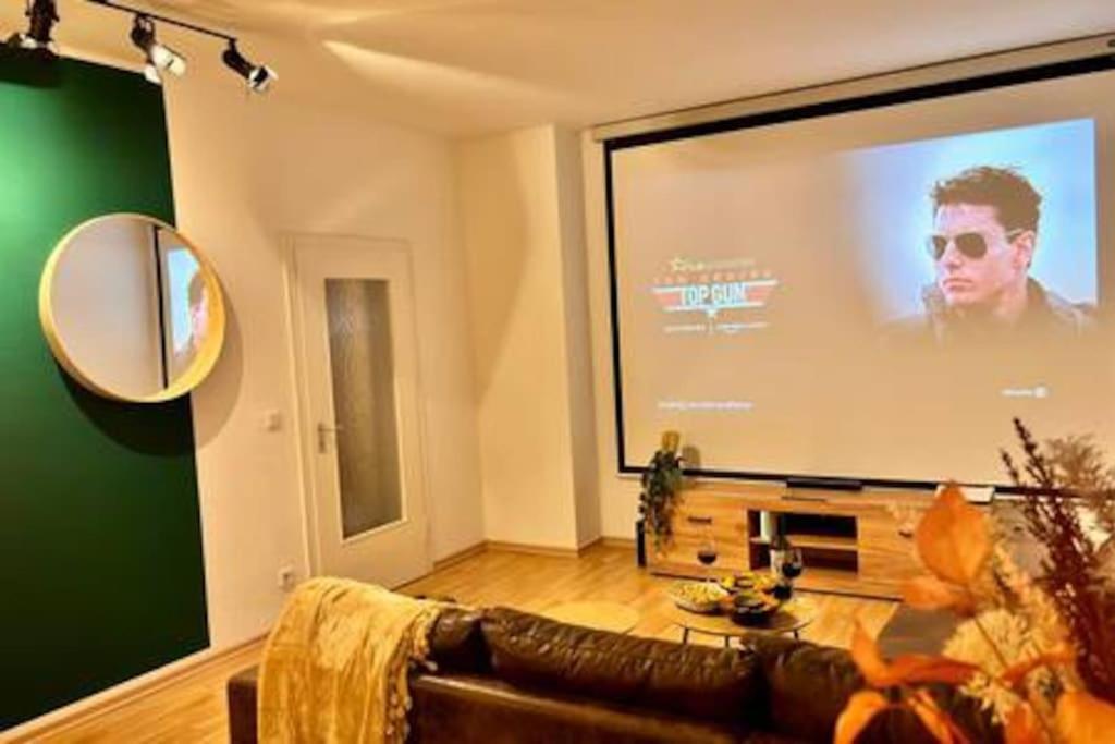 Modern & Stilvoll Mit Kino - Wii Leilighet Essen Eksteriør bilde